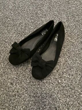 Womens new corkys flats size 7